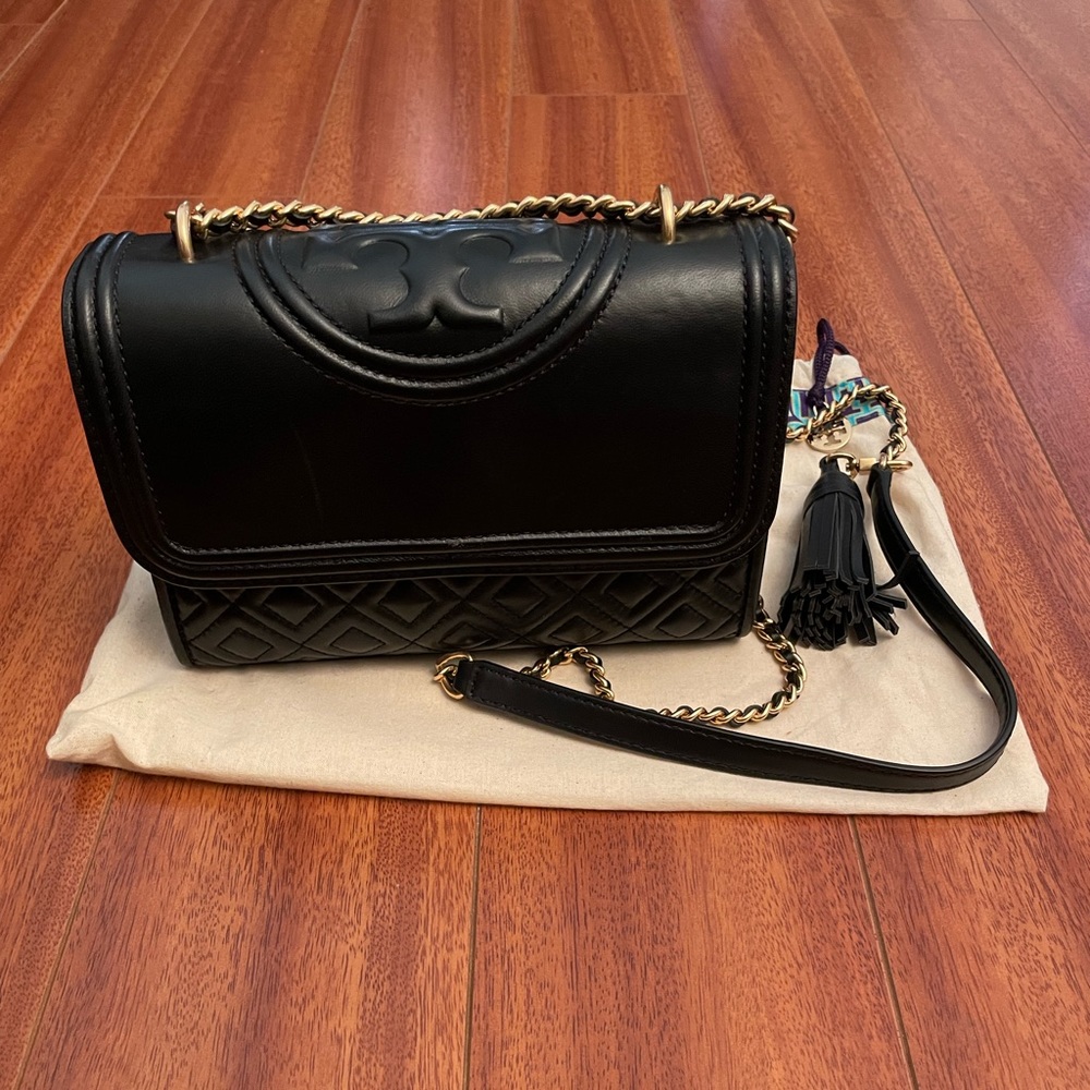 Tory Burch Fleming Medium Quilted Leather Convertible Shoulder Bag.